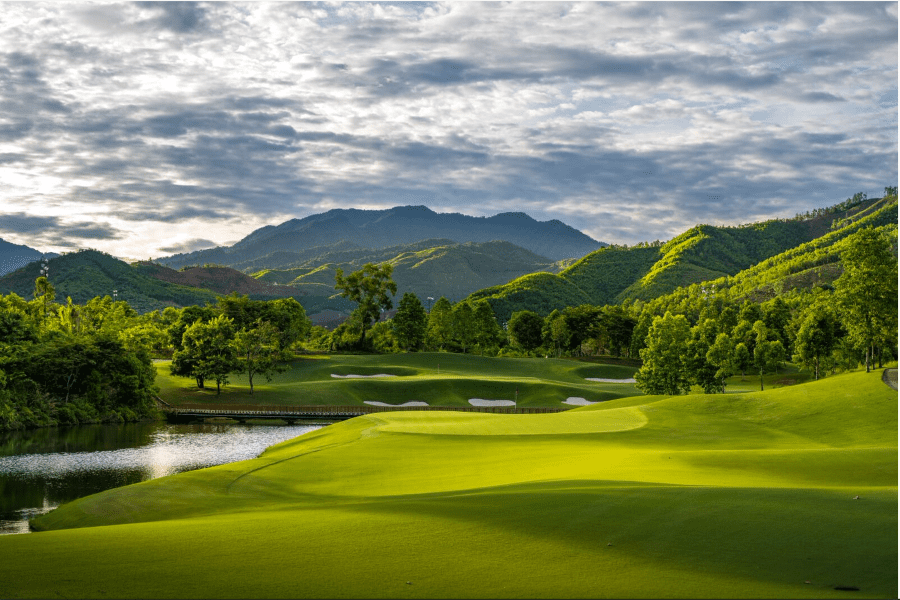 Bà Nà Hills stands proud as the best Vietnam golf course experience