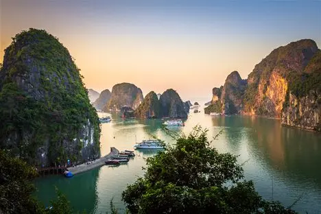Ha Long Bay, one of the most beautiful places you will visit in your 'Saigon to Hanoi highlights tour' in 12 days