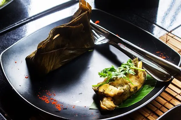 Mok Pa in banana leaf - Laos' special cuisine gift for you!