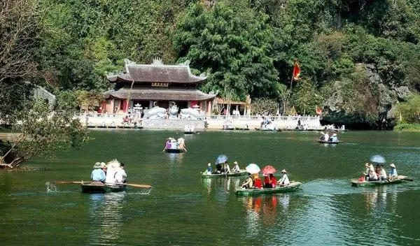 Perfume Pagoda
