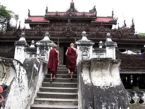 Shwenandaw Kyaung
