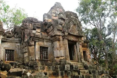 Wat Ek Phnom - Battambang