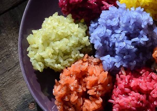 Xoi Dien Bien with lots of colors